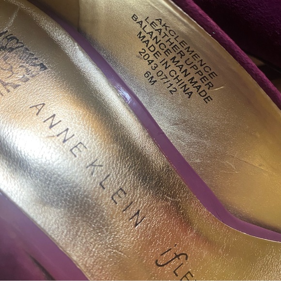 Anne Klein Iflex Dark Pink Suede Pumps - Picture 6 of 9